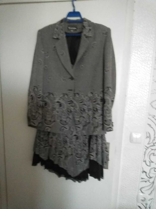 Дамски костюми, ризи, поли XL-XXL