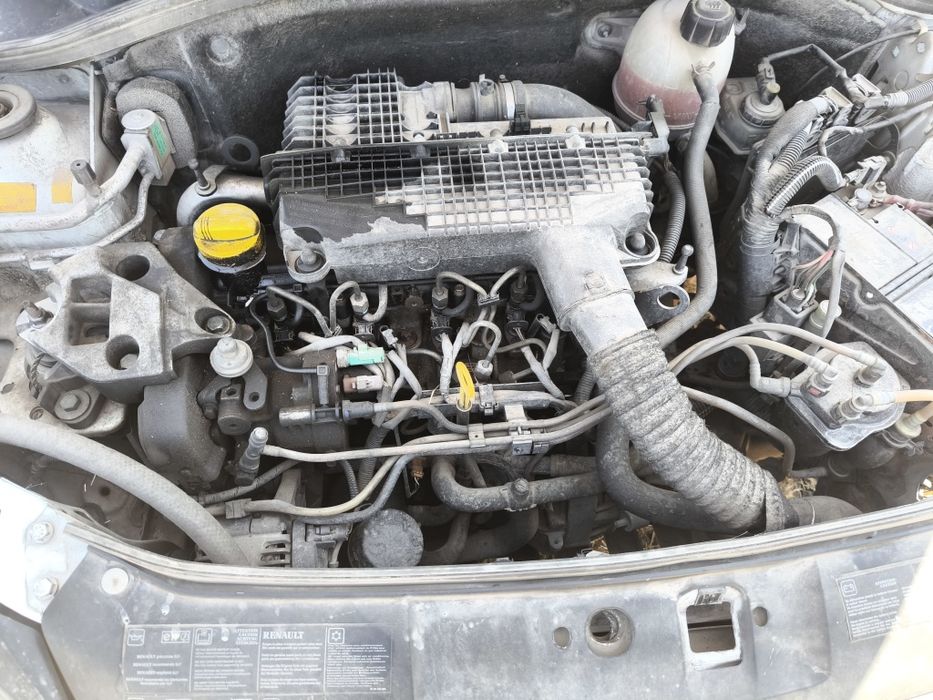 Рено клио На части dci 2003г