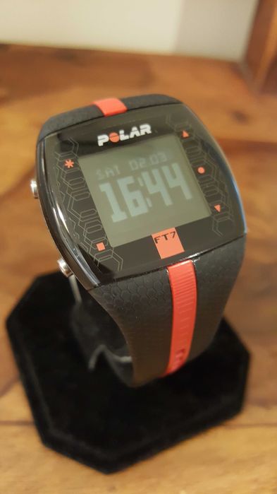 Фитнес часовник POLAR FT7