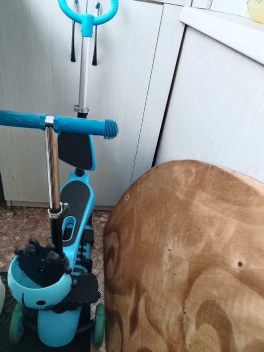 Продам самокат детский