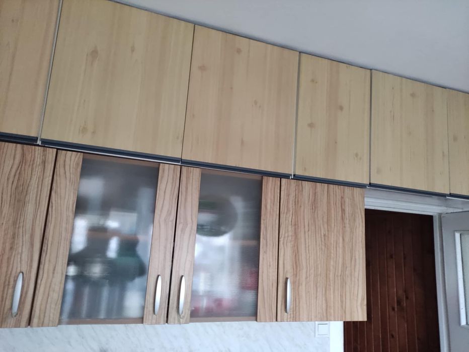 Подарявам кухненски шкафове