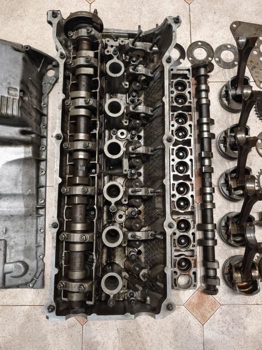 Части от двигател BMW E39 528i M52B28