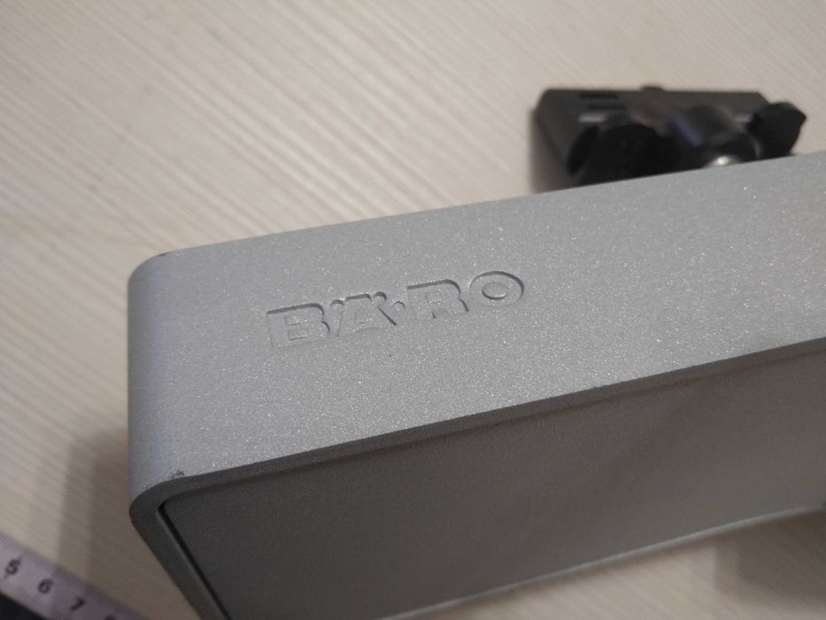 50бр. дизайнерски лампи BARO Ontero CS170 100W с релси