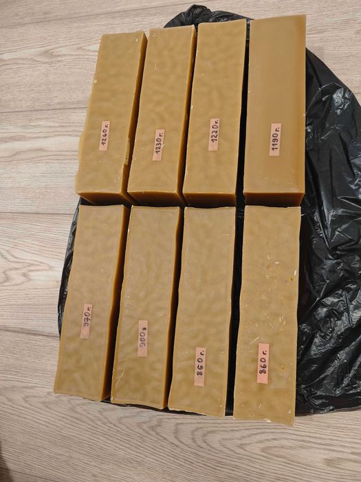 Натурален чист пчелен восък - тройно претопен (собствено производство)