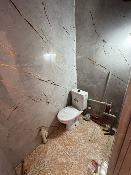 Продается коммерческое и жилое помещение