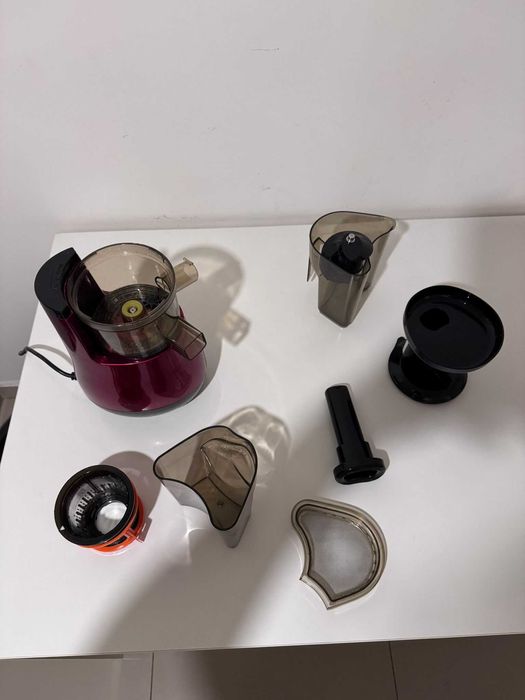 Storcator de fructe si legume cu melc Star Light