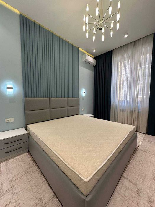 м. Айбек Сдается новая 3ком квартира в престижном комплексе!