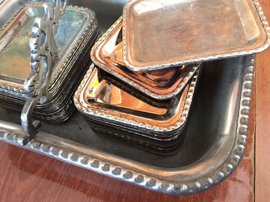 Набор металлической посуды