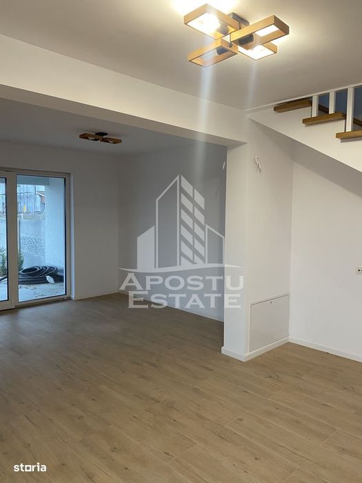 Duplex cu finisari de lux in cartier rezidential Remetea Mare,Bucovat