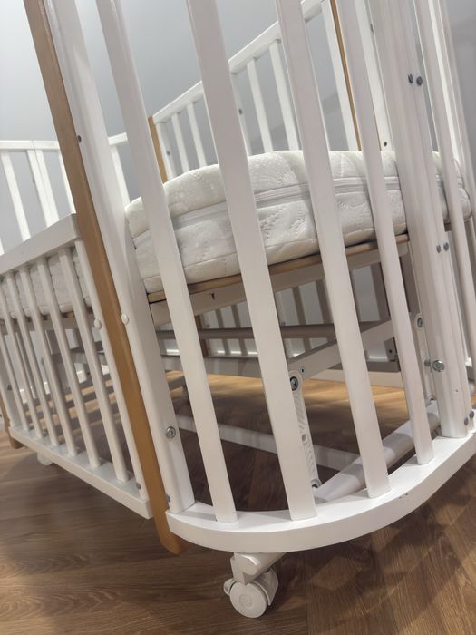 Многофункциональная кроватка