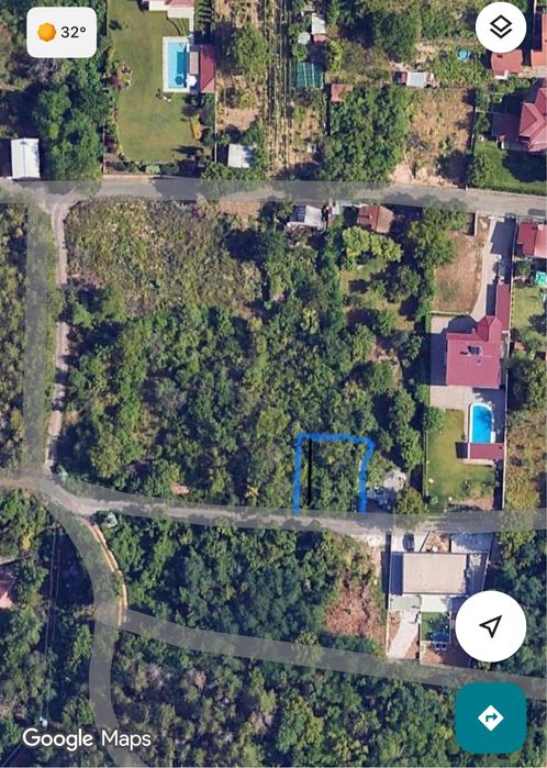 Продава се Парцел в Плевен, Идеален център - 600 кв.м за 83 €/кв.м - Снимка #3