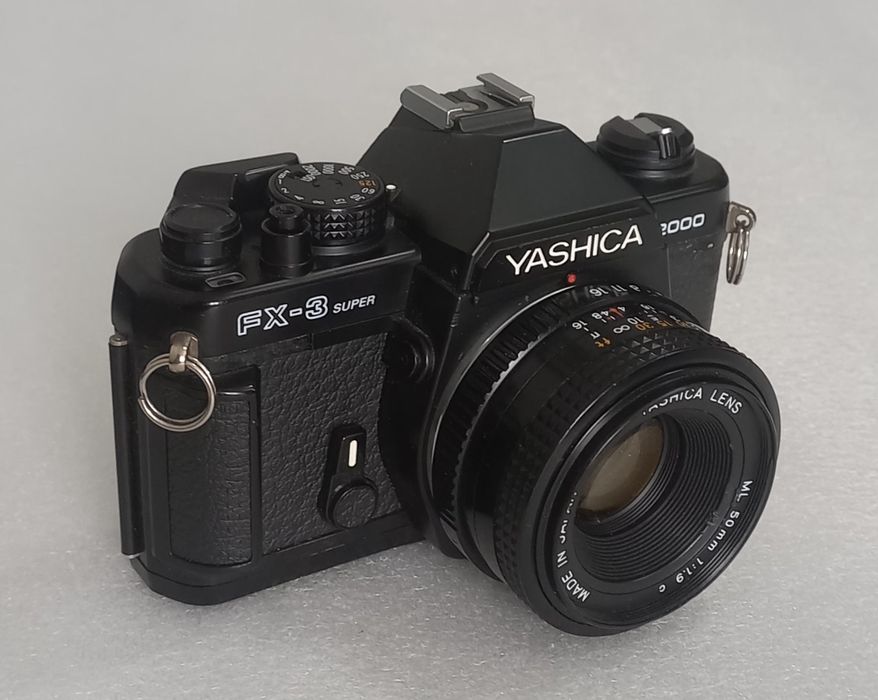Aparat foto film YASHICA Fx-3 Super 2000 -REZERVAT