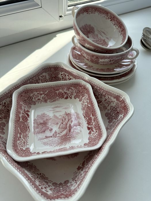 Этажерка и посуда Burgenlend