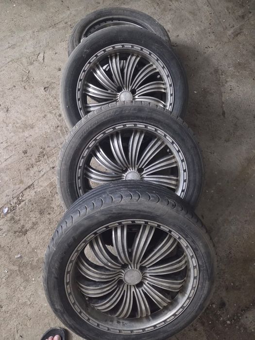 Продам шины Рено