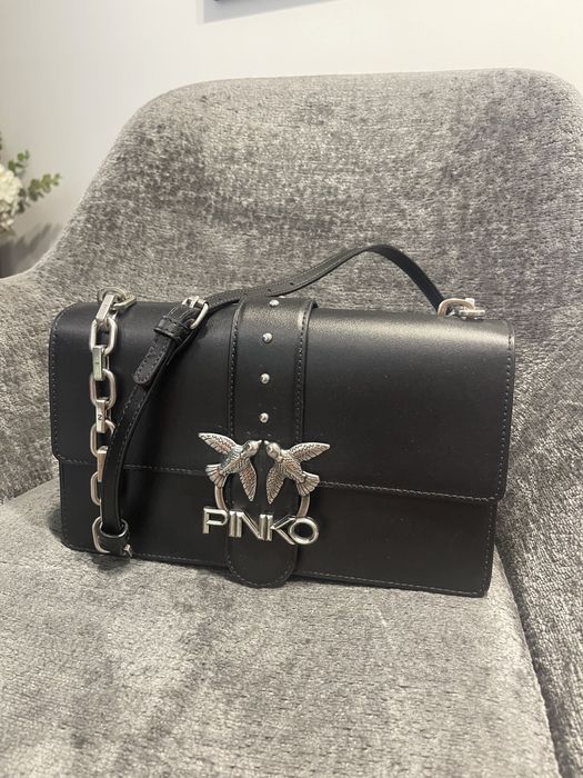Дамска черна чанта Pinko
