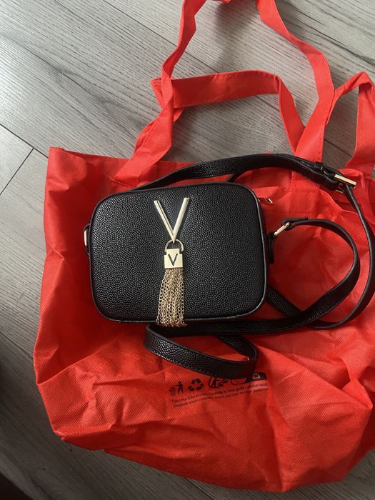 Valentino оригинална чанта