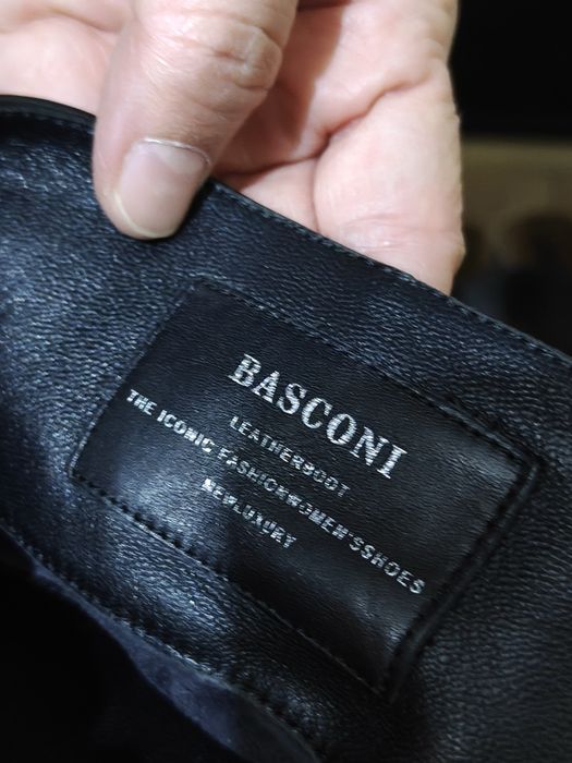 Срочно продам сапоги Basconi 36 размера