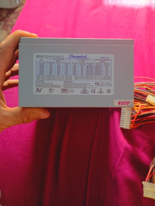 Vând piese calculator vechi, citește descrierea