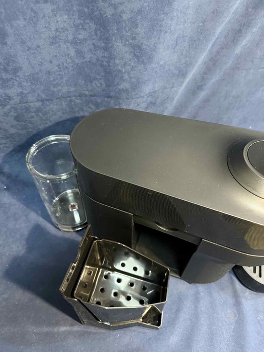 Кафемашина с капсули Nespresso De'Longhi