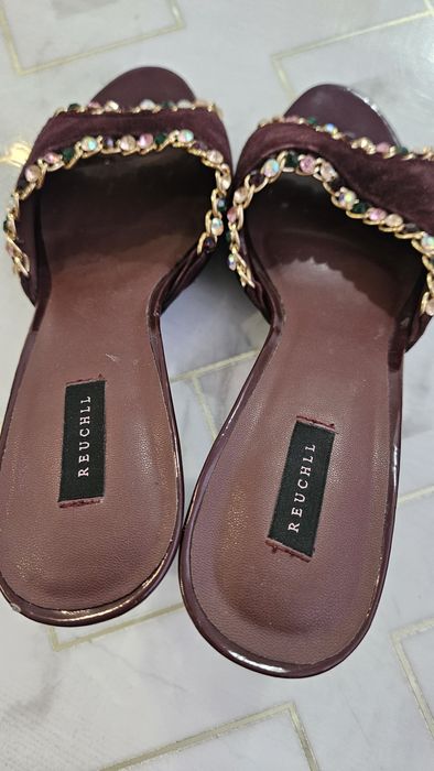 Босоножки женские