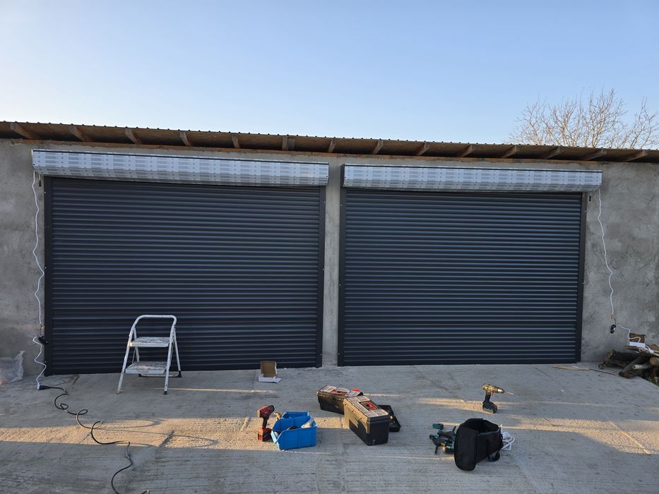 usi RULOU  garaj din aluminiu