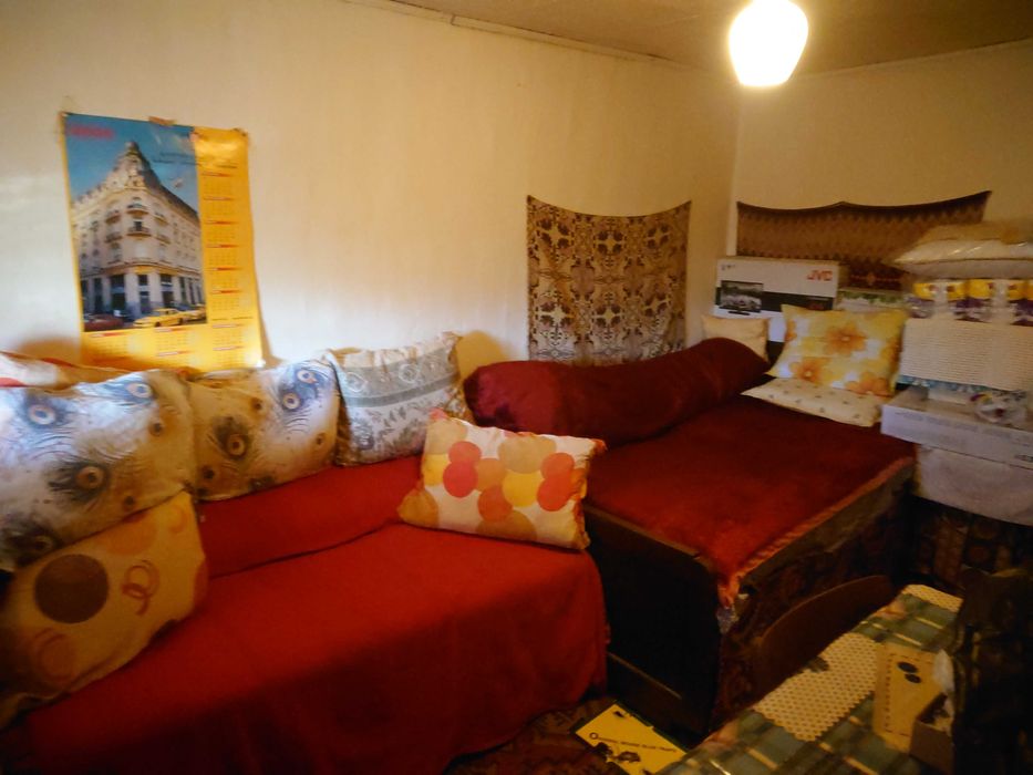 Къща в село островче