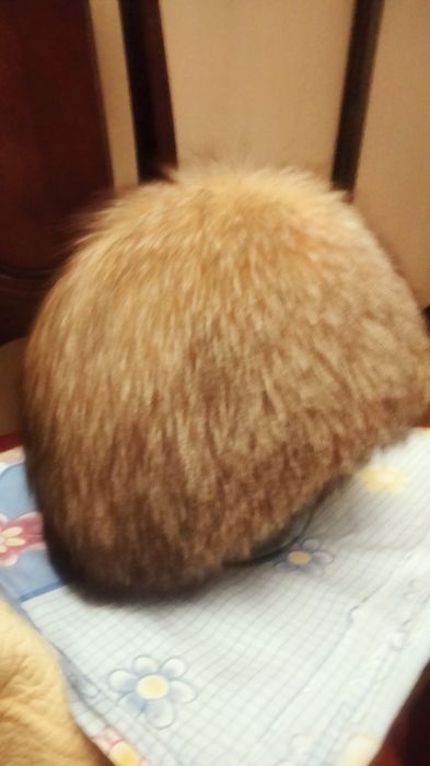 Шапка  женскаяиз чернобурки