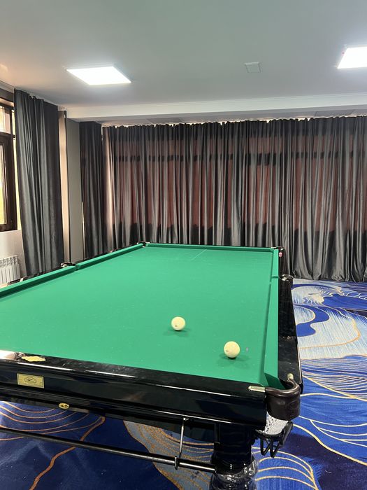 Бильярдный стол