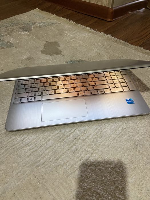 HP SSD 512gb Core-i3 11поколен