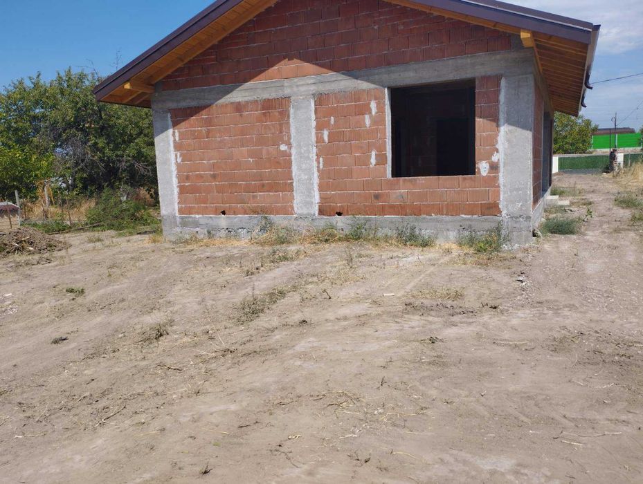 Продава се Къща в Пловдив, Тракия - 98 кв.м за 1552 €/кв.м - Снимка #2