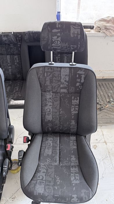 Салон на Mercedes benz W210