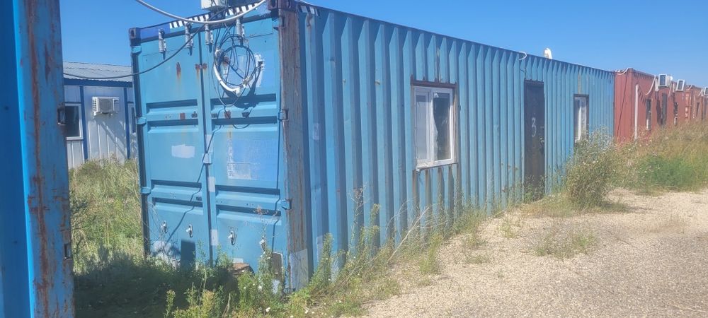 Контейнер  для  рабочих или бизнеса