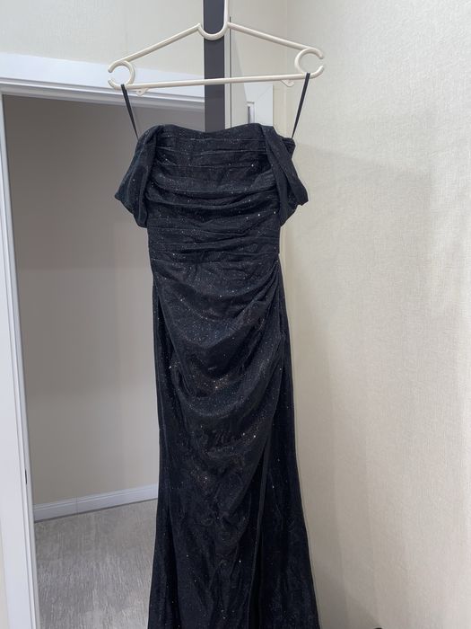 Вечернее платье Embark