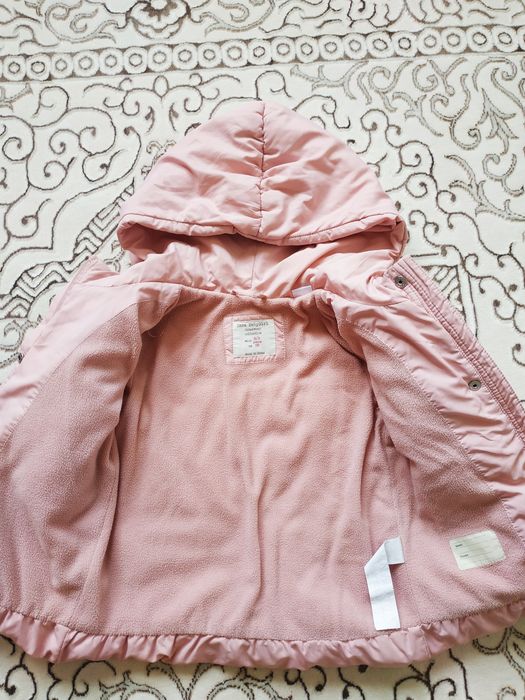 Куртки на девочку