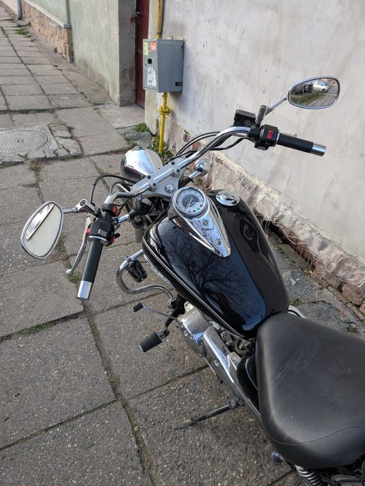 Motocicleta Yamaha Dragstar XVS250