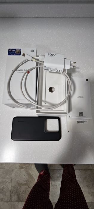 продается свой  Сяоми ,Xiaomi 14 флагман 12/256