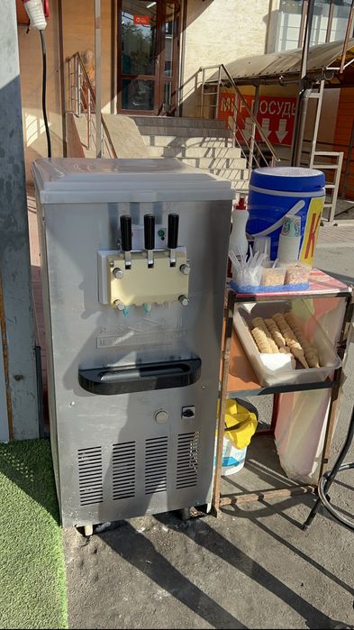 Мороженный аппарат Frigomat BL-240
