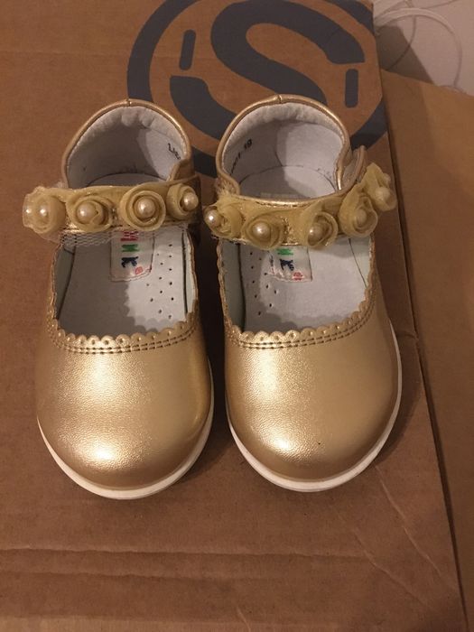 Туфелька для девочки