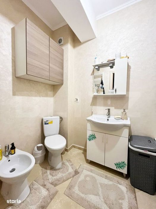 Apartament 3 camere, 71 mp, Visoianu