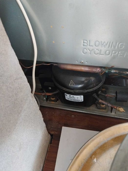 Продаю Мини-Холодильник LG.