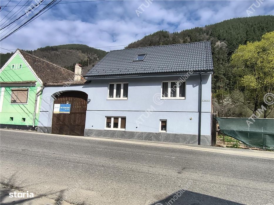 Casa renovata cu 4 camere si 2 bai in Gura Raului judet Sibiu