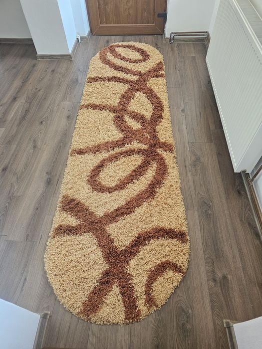 Vând Covor Pufos tip Shaggy