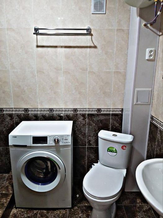 Карши Сдается квартира долгосрочная около Софии, 3-х комнатная.