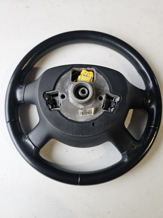 volan piele cu comenzi original volkswagen passat b6 (model sua)

star