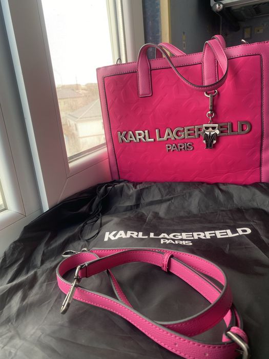 Продам сумку ,брэндовую,новая (привезенная из АМЕРИКИ),имеется ремешок