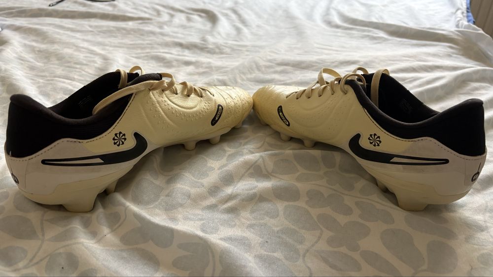 Бутонки Nike Tiempo