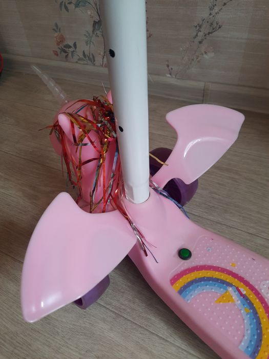 Самокат Единорог музыкальный