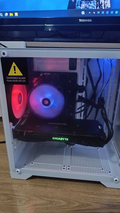 компютър за игри - Core i5-9500 - GTX 1070 8GB - 16GB DDR4 - SSD - HDD