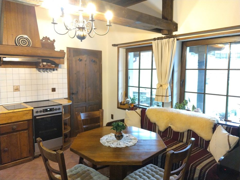 Жупуновите къщи с Ясените Габр