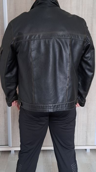 Geaca piele neagra  marime XXL provenienta Tucia(Kusadasi)